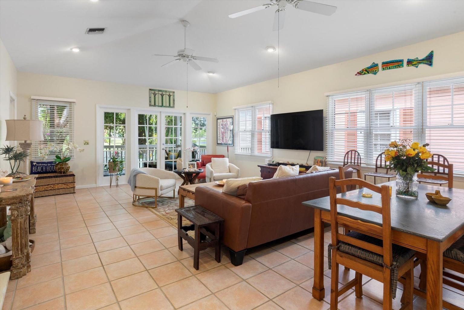 26 Spoonbill Way