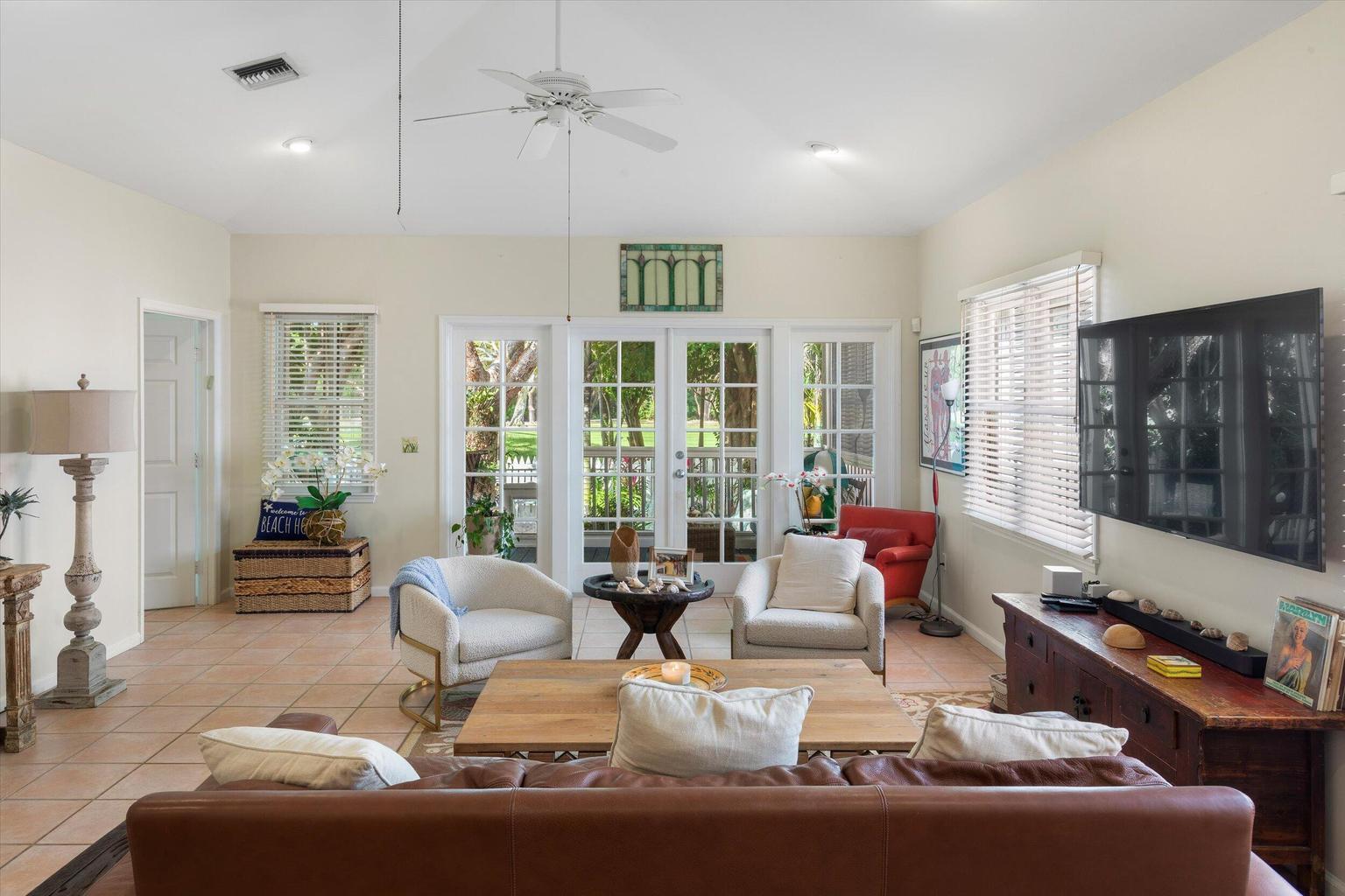 26 Spoonbill Way