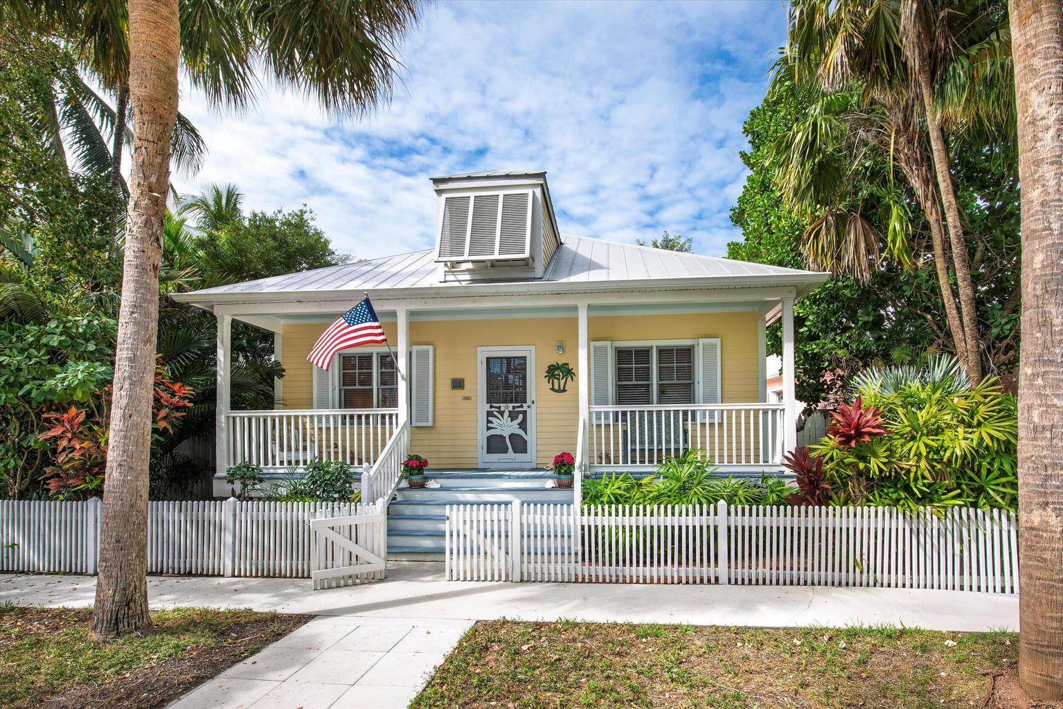 26 Spoonbill Way