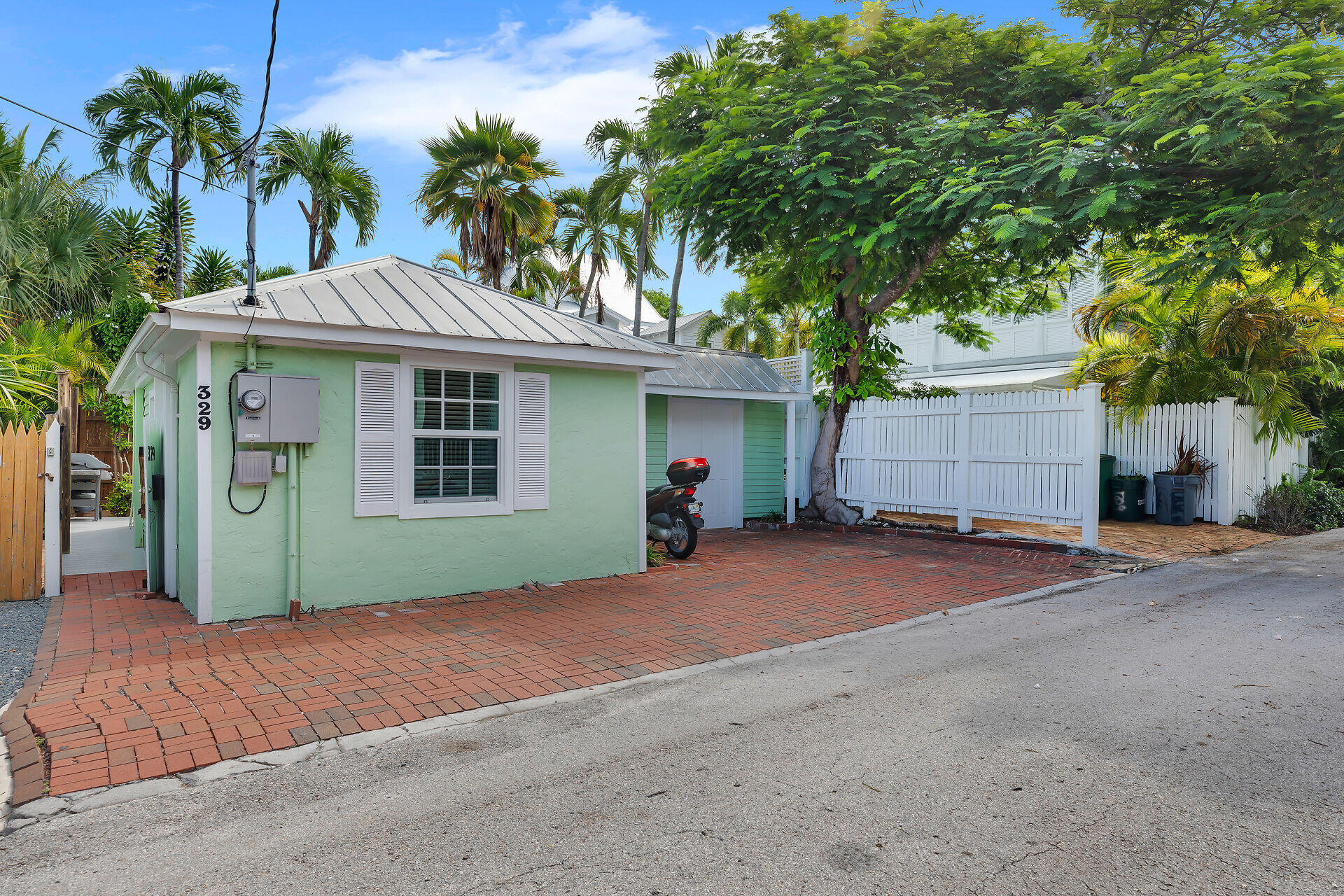 723 Eaton Street