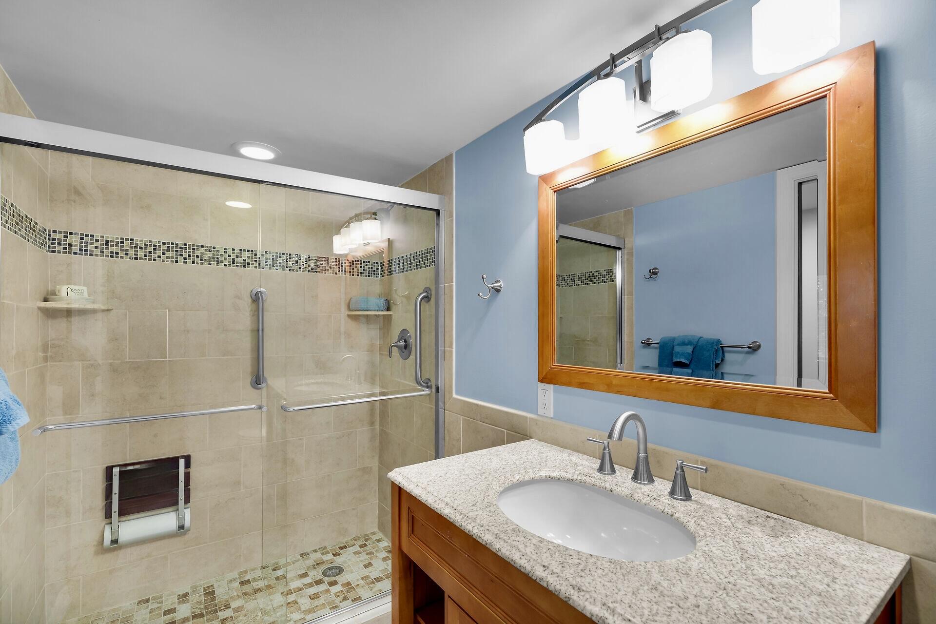 1901 S Roosevelt Boulevard 208E