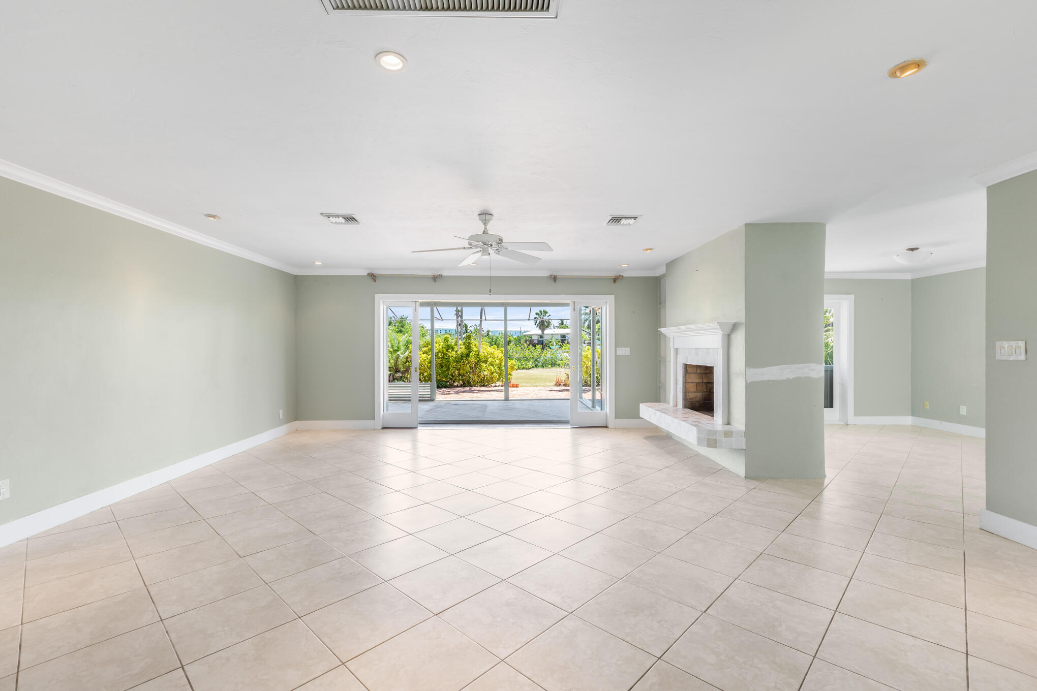 1151 Sugarloaf Boulevard