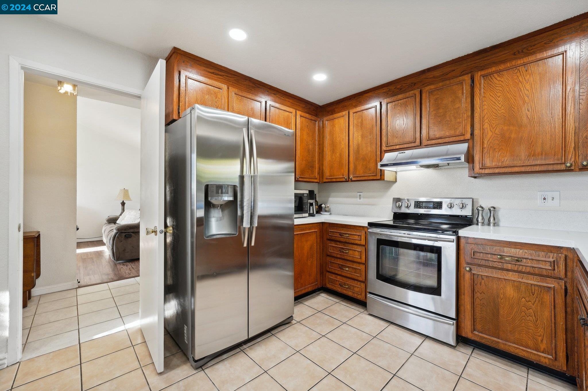 1021 Baypoint Way