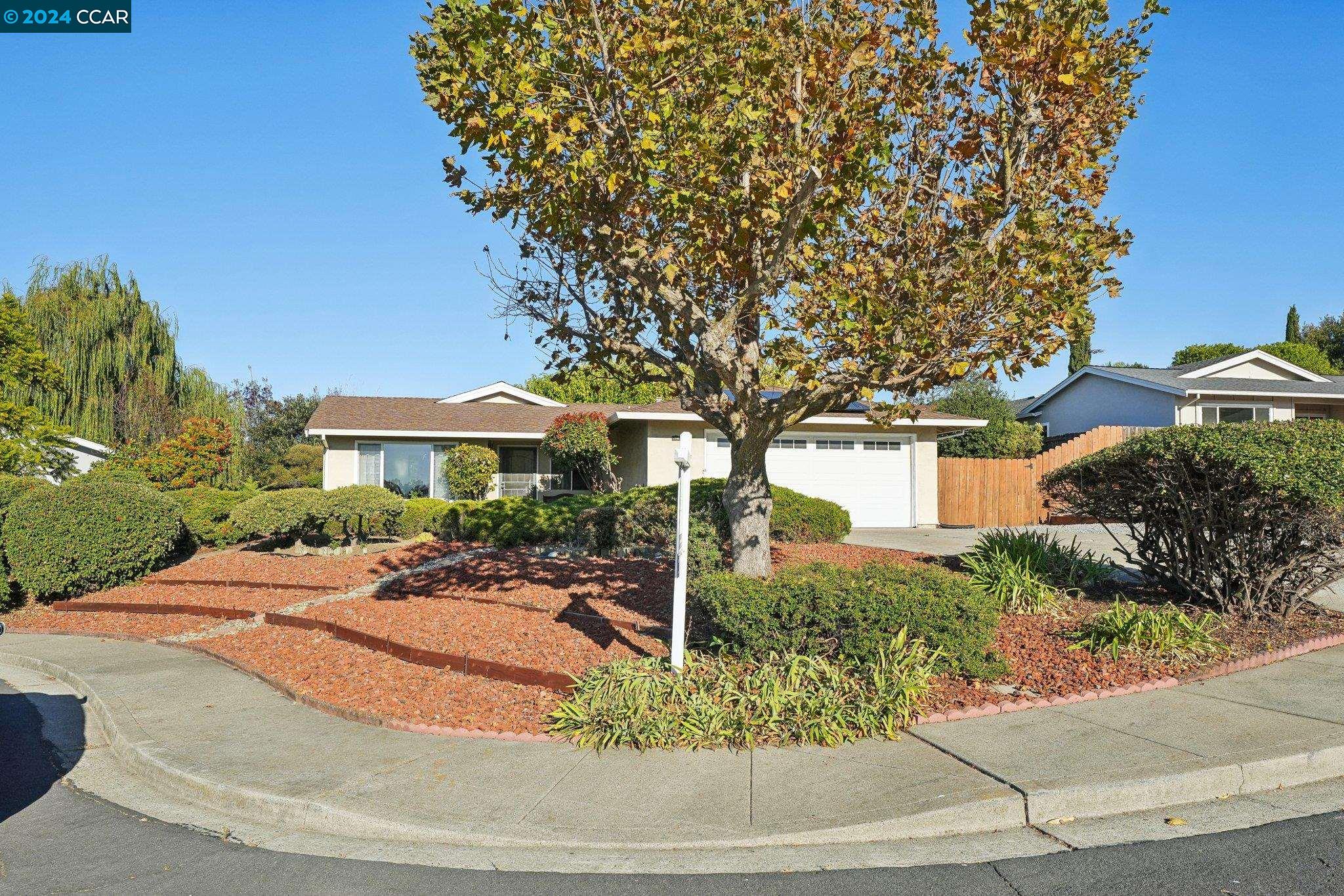 1021 Baypoint Way