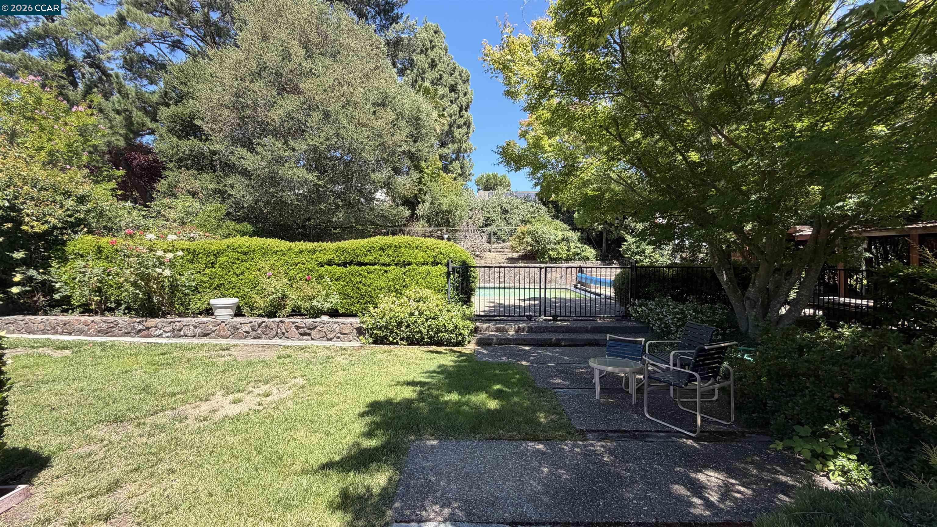 227 Paseo Del Rio