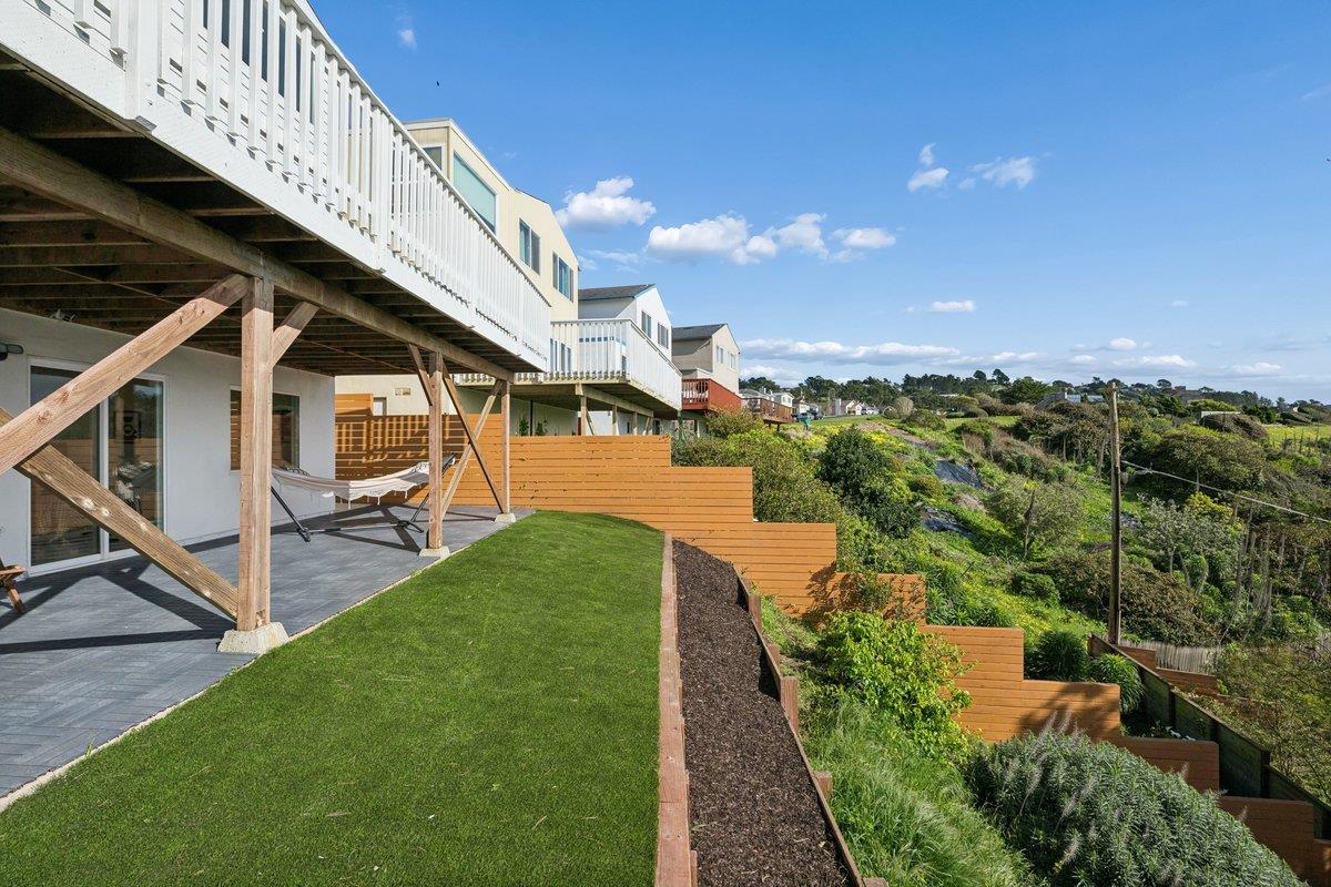 170 Beachview Avenue