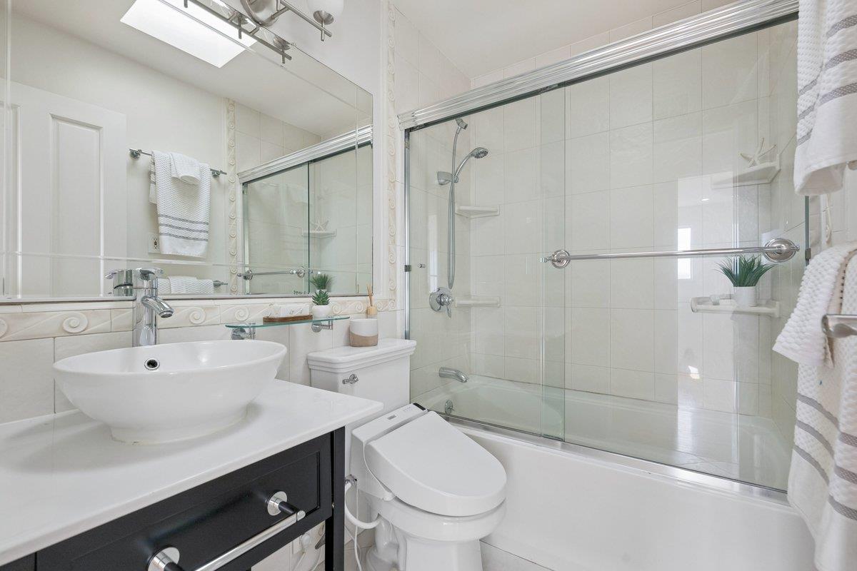 170 Beachview Avenue