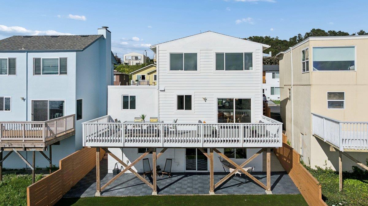 170 Beachview Avenue