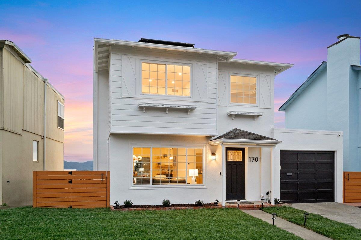 170 Beachview Avenue