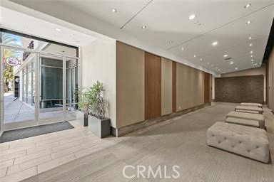 482 S Arroyo Parkway 503