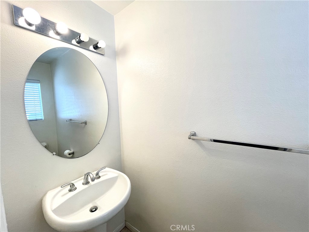 2407 Redondo Village Way