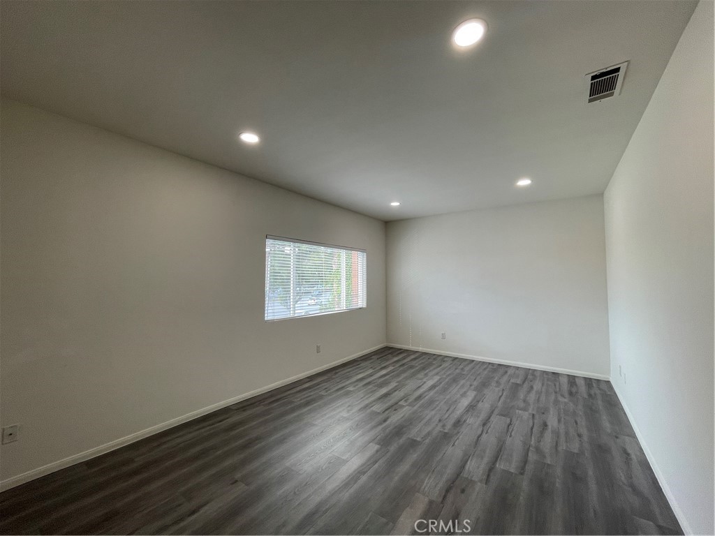 2407 Redondo Village Way