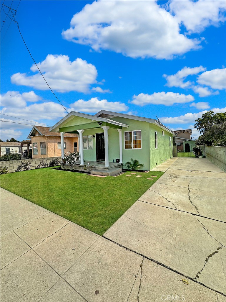 940 Pioneer Avenue