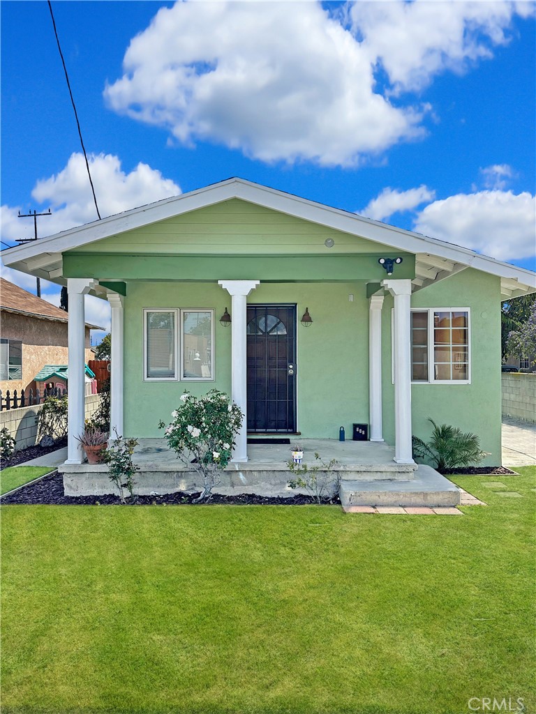 940 Pioneer Avenue