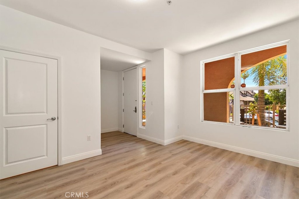89 E Commonwealth Avenue 1I