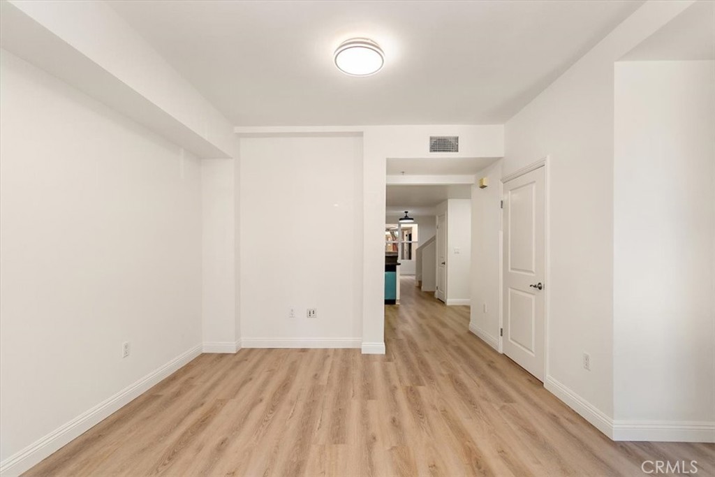 89 E Commonwealth Avenue 1I