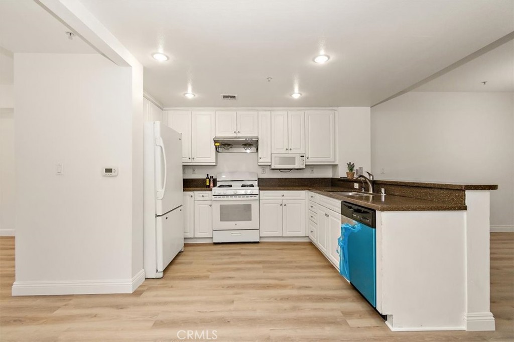89 E Commonwealth Avenue 1I