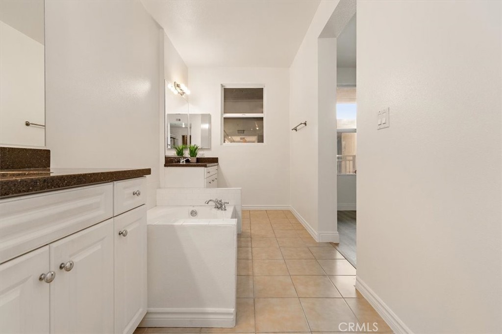 89 E Commonwealth Avenue 1I
