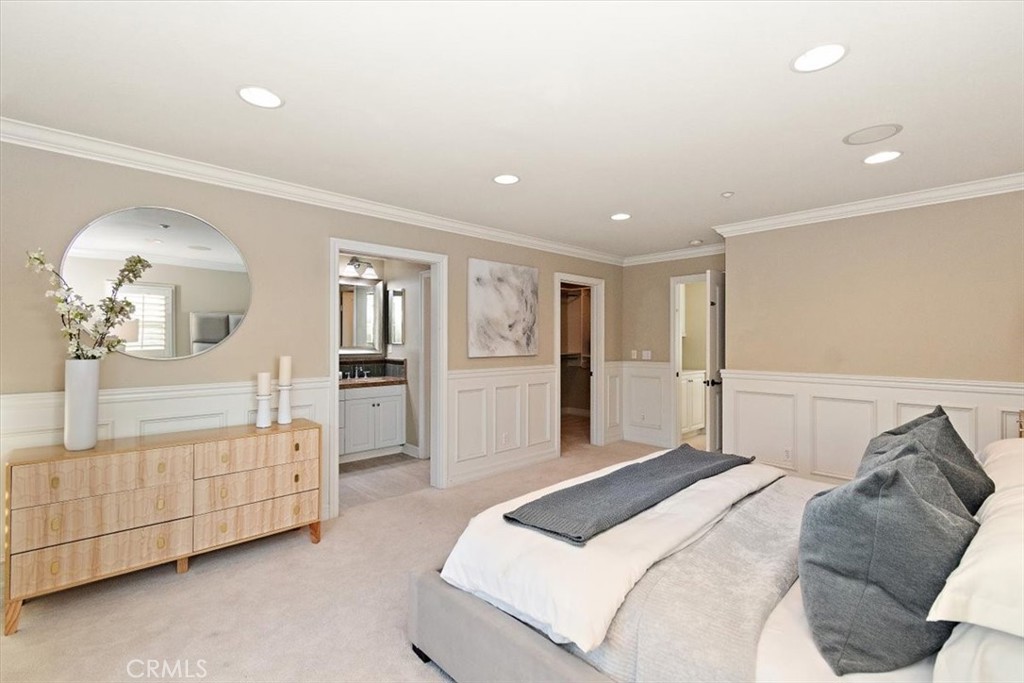 1800 Oak Street 200