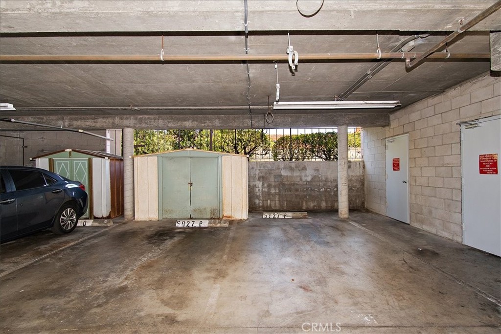 5927 Armaga Spring Road P