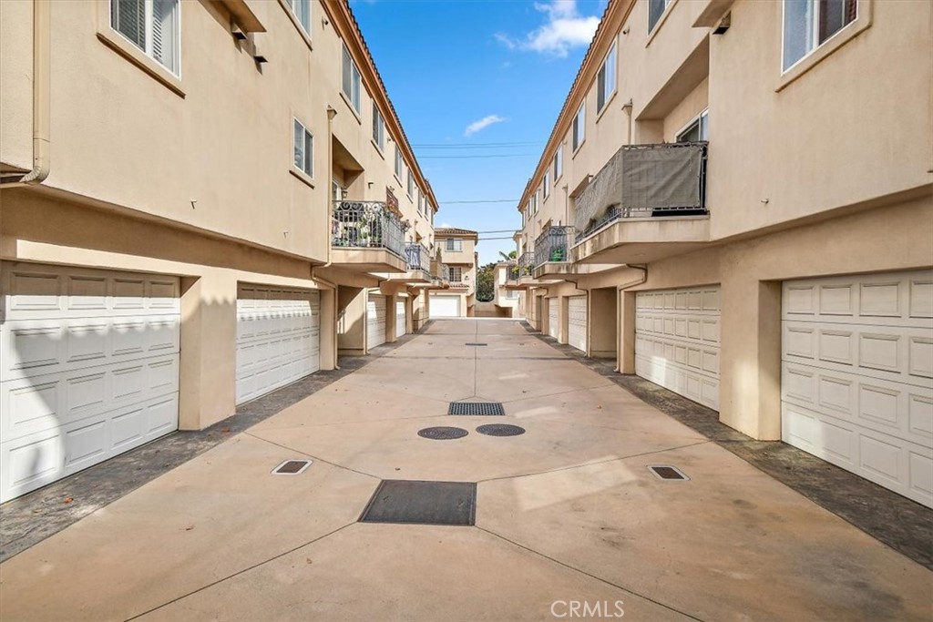 838 Arlington Avenue