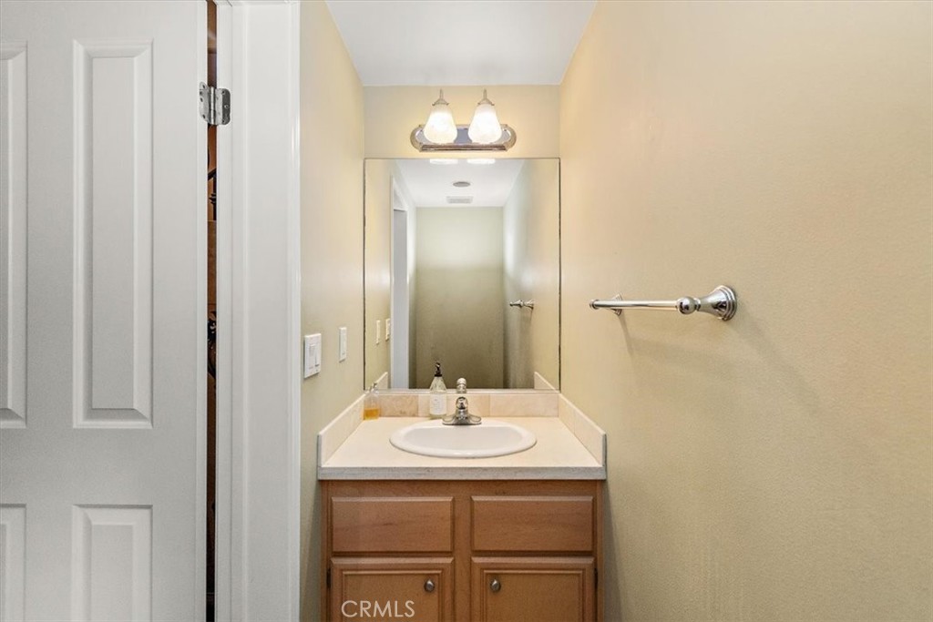 838 Arlington Avenue