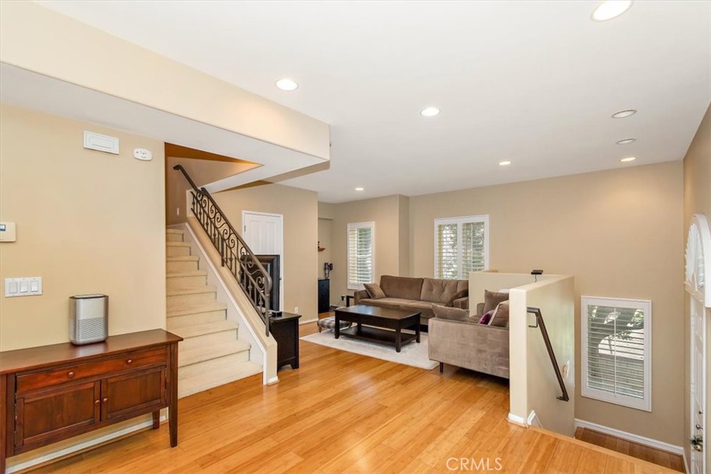 838 Arlington Avenue