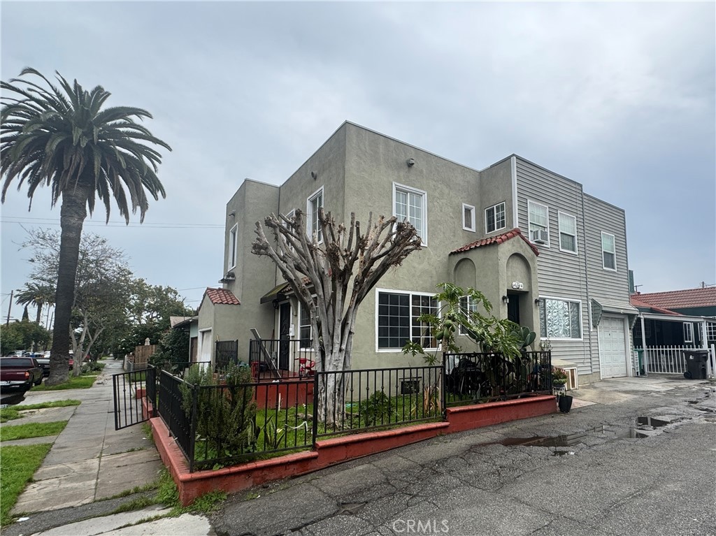 410 E 21st Street