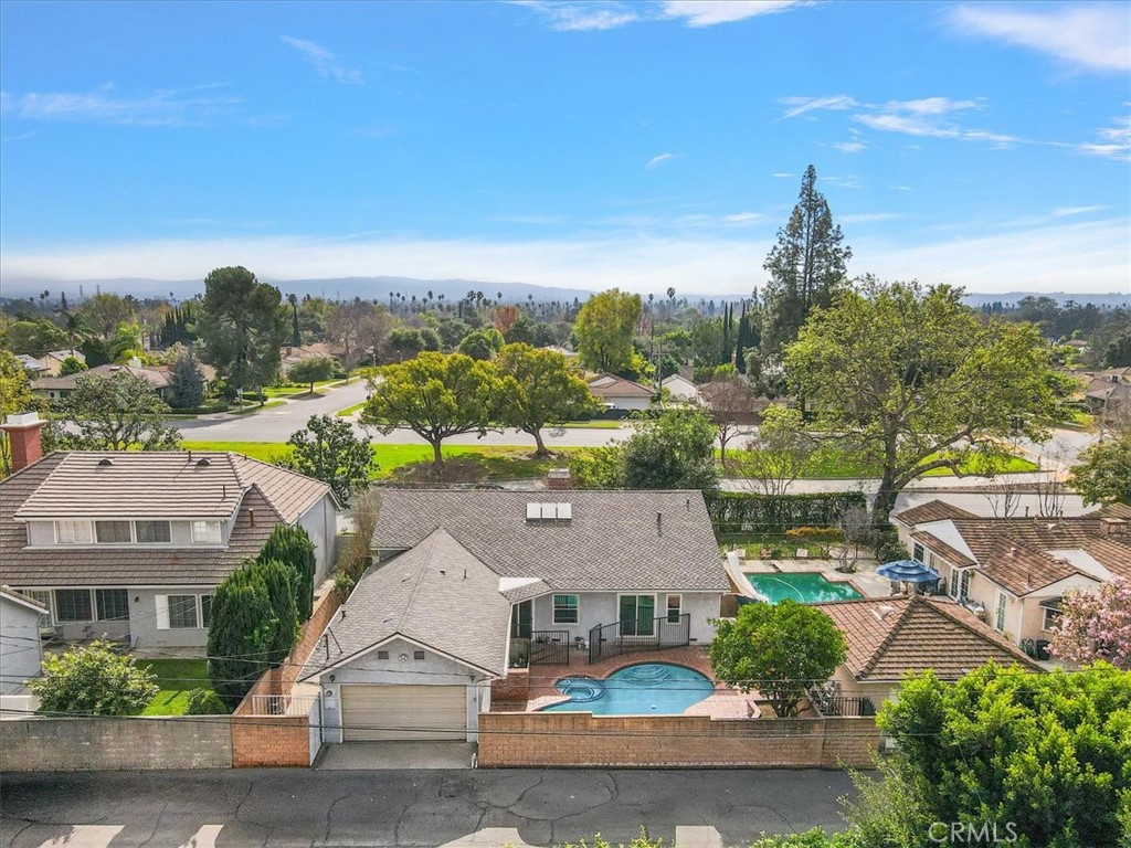 2765 Huntington Drive