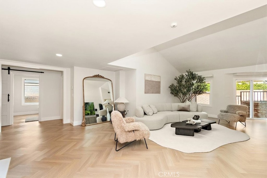 2765 Huntington Drive