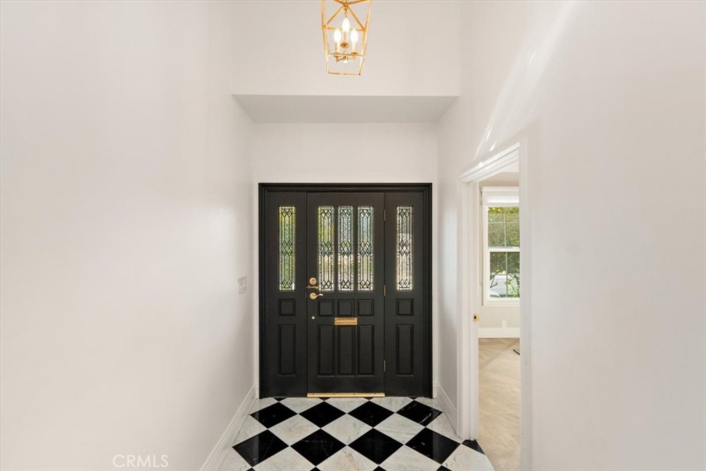 2765 Huntington Drive