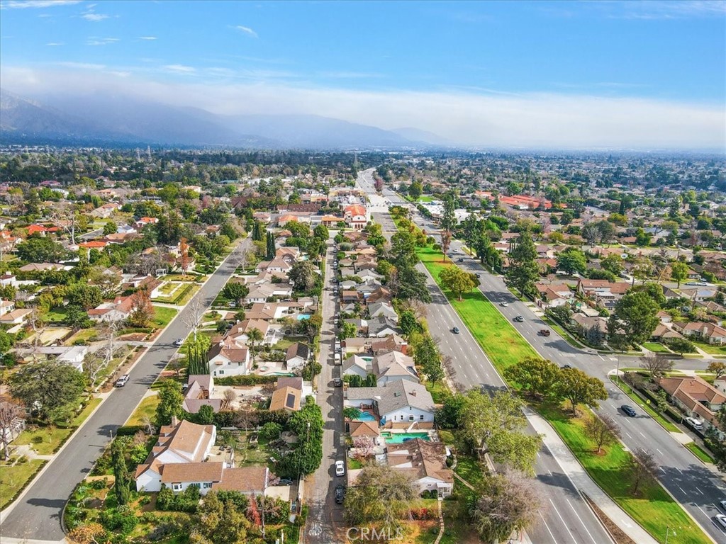 2765 Huntington Drive