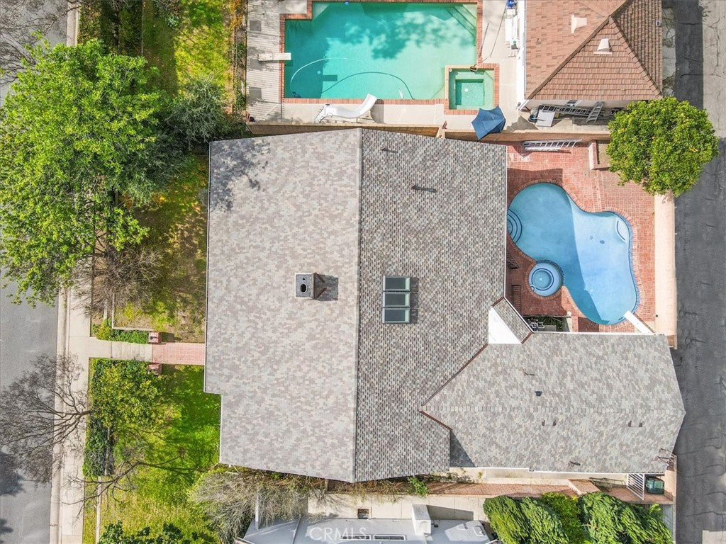 2765 Huntington Drive