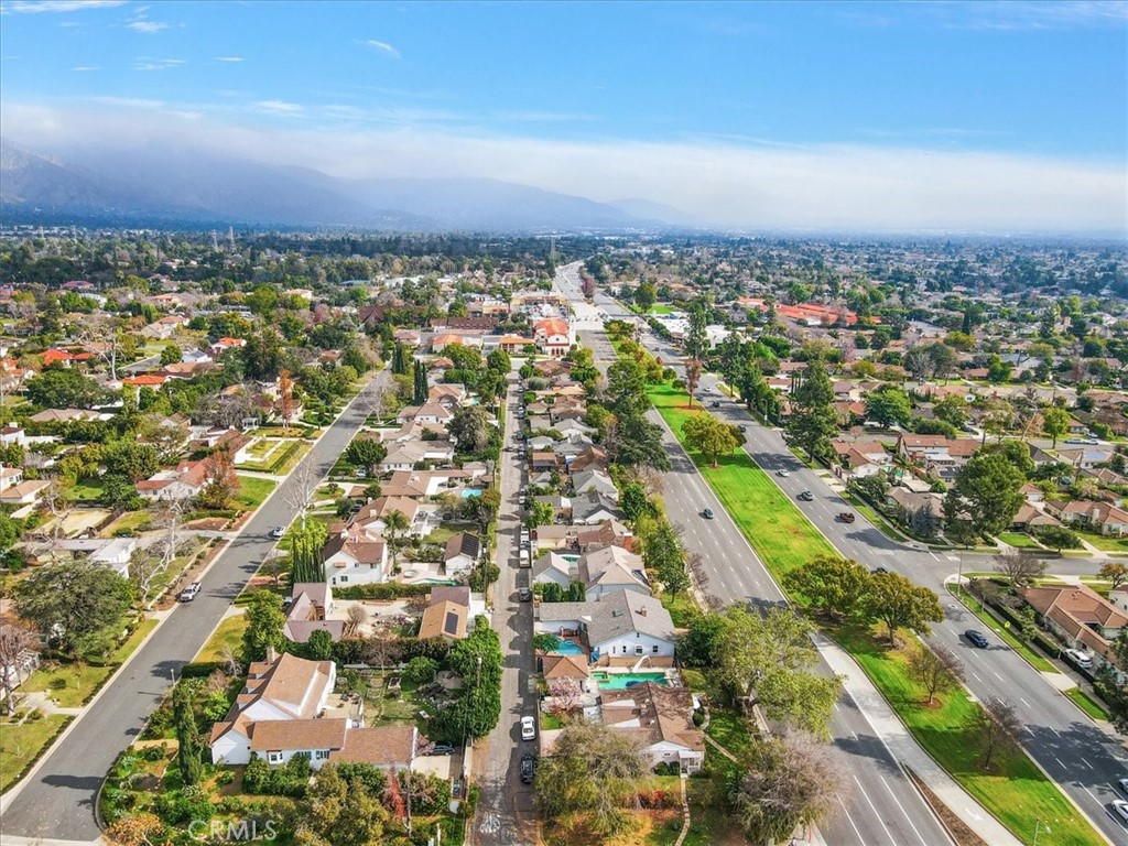 2765 Huntington Drive