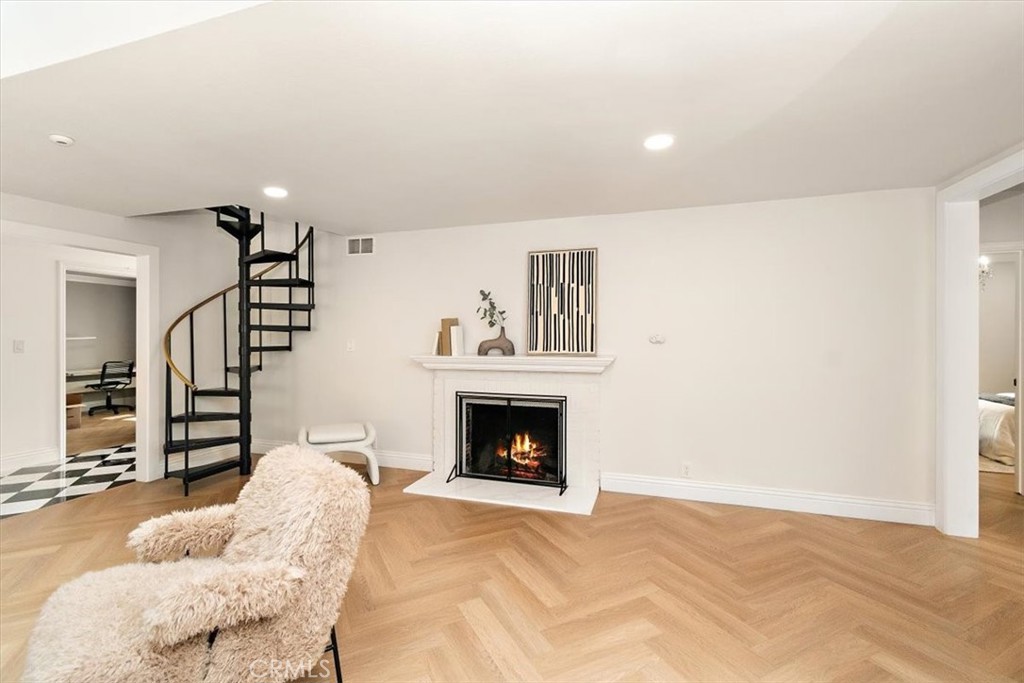 2765 Huntington Drive