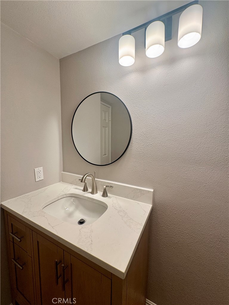 2800 Plaza Del Amo 238