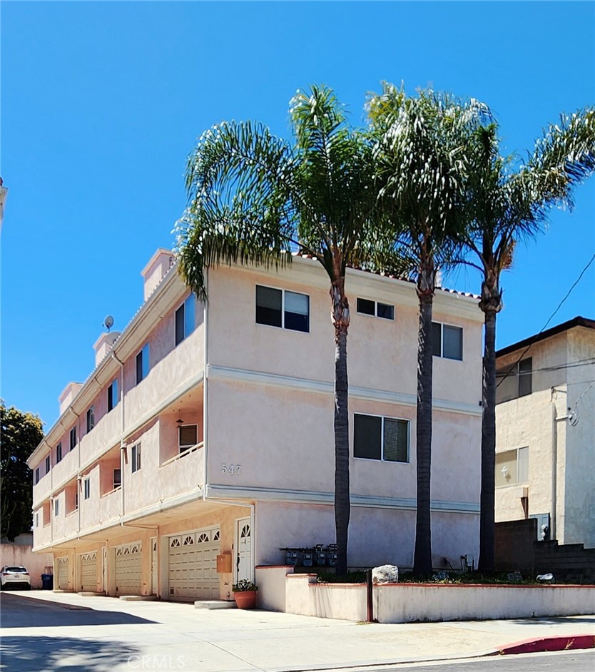 547 W 23rd Street 3