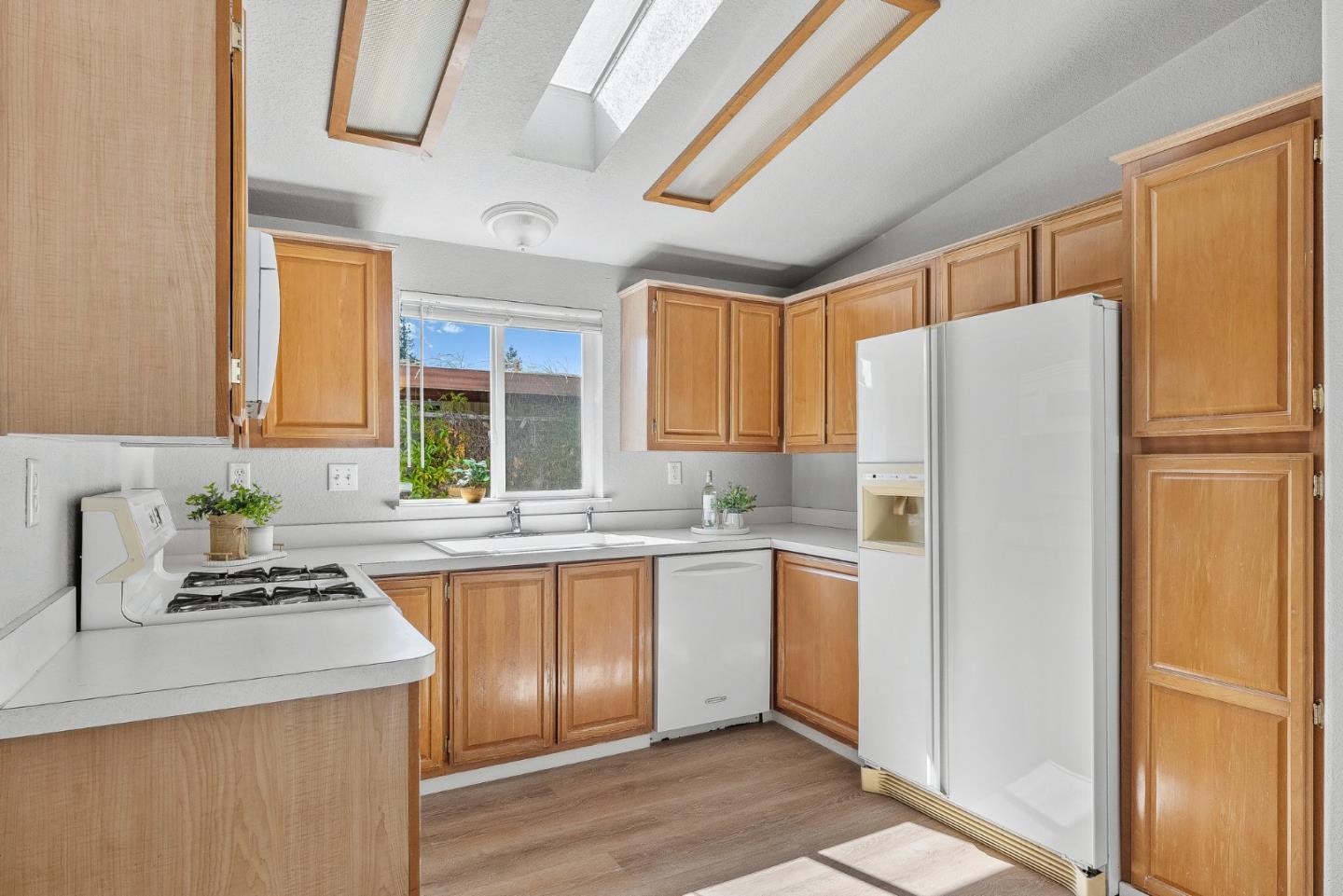 6011 Scotts Valley Drive Unit: 7