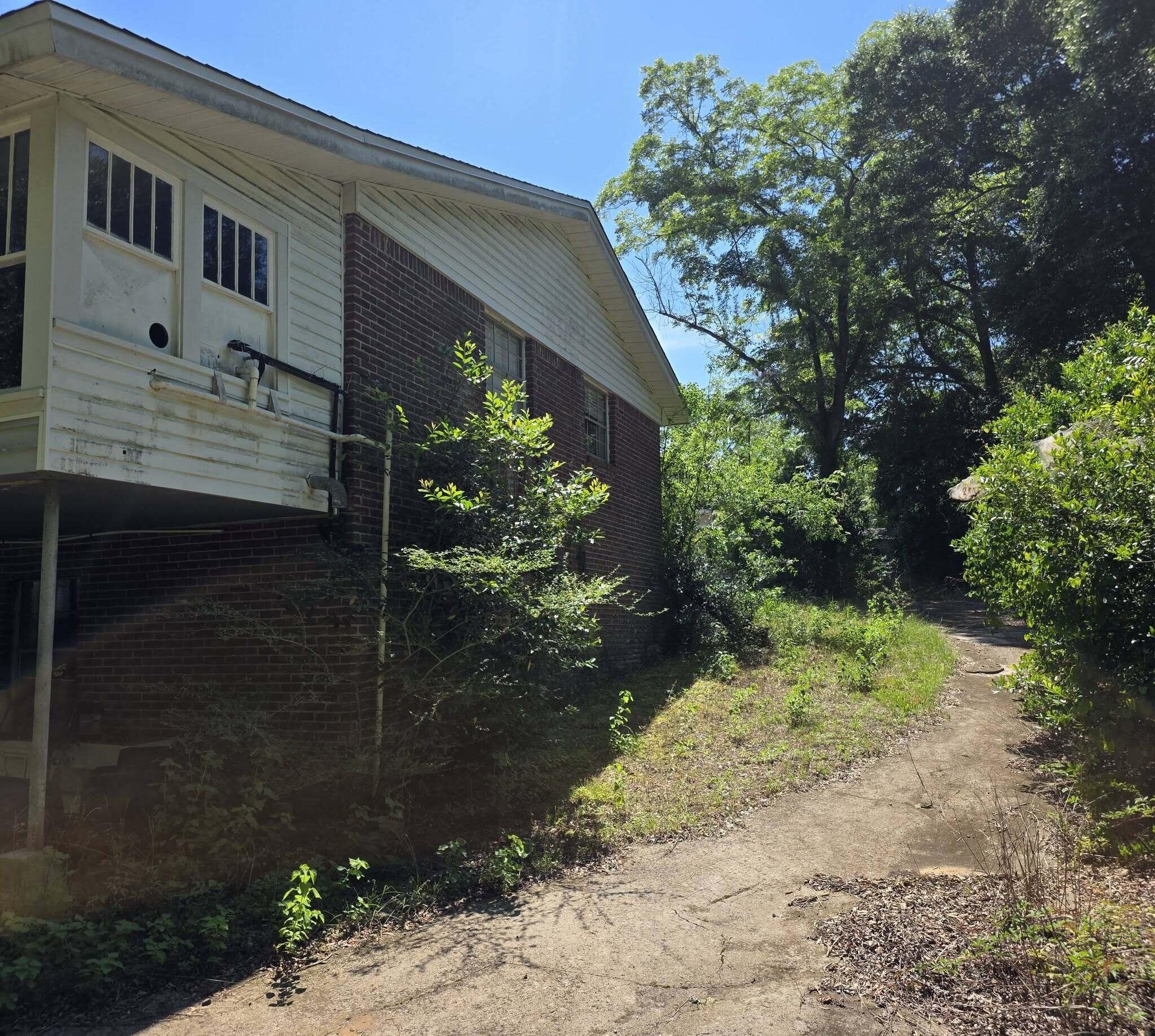 298 Averitt Place