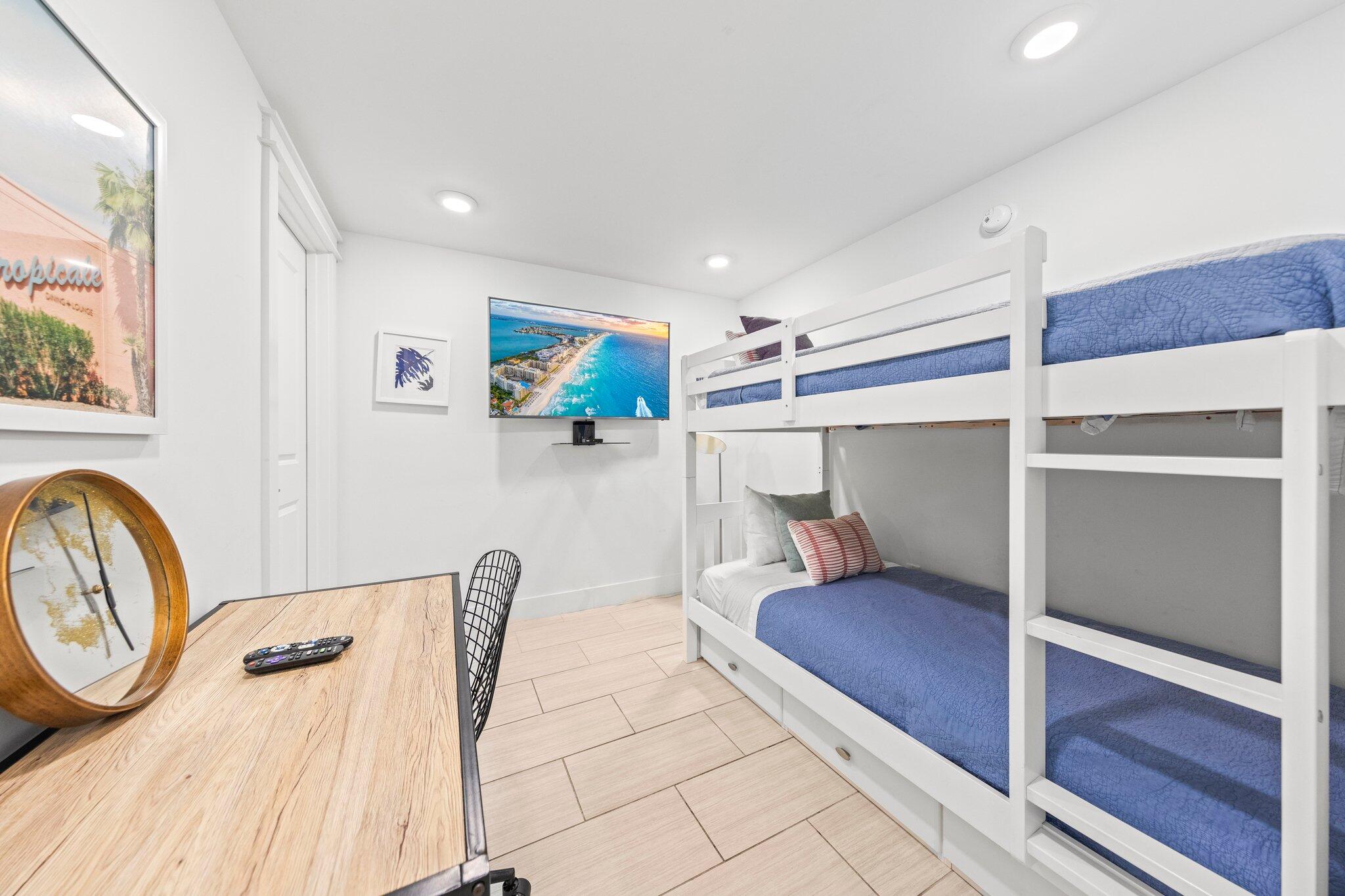 858 Scallop Court, UNIT 403