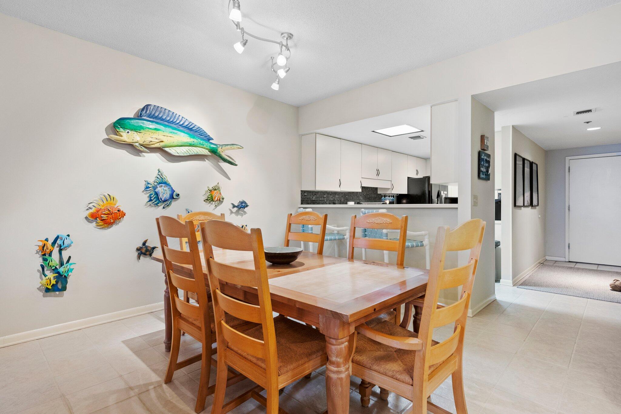 8271 Gulf Boulevard, APT 901