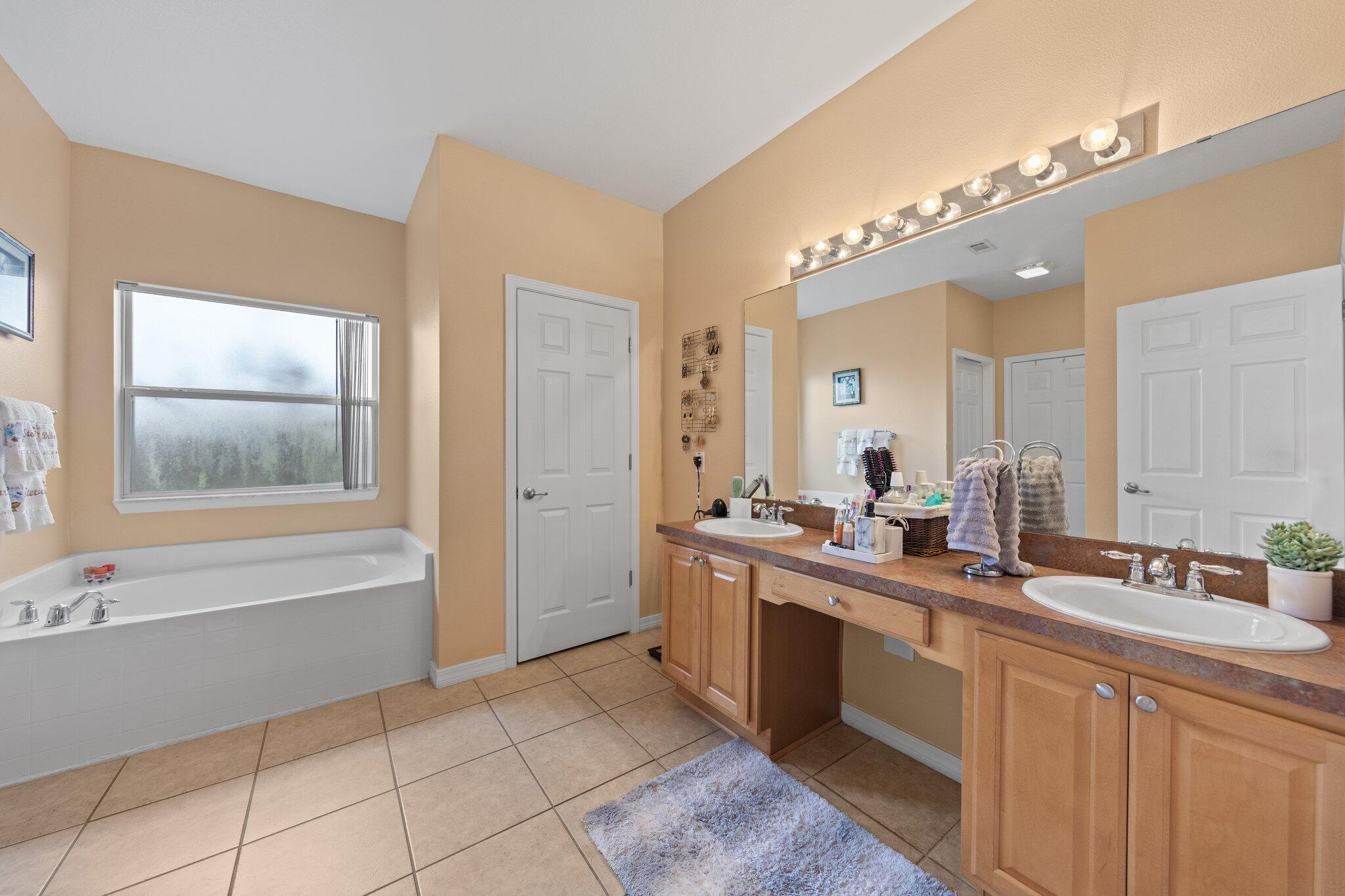 10108 Castleberry Boulevard