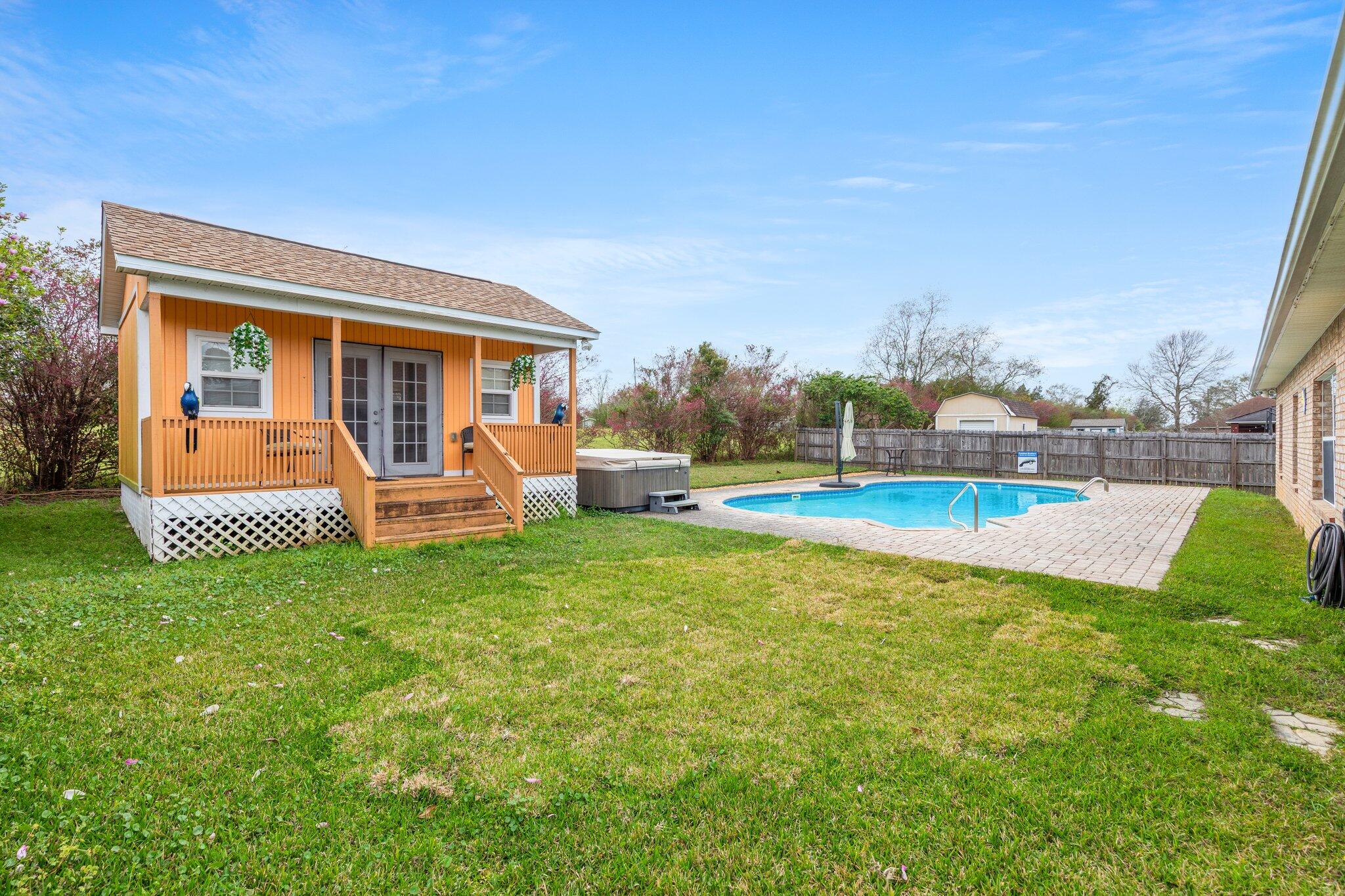 10108 Castleberry Boulevard