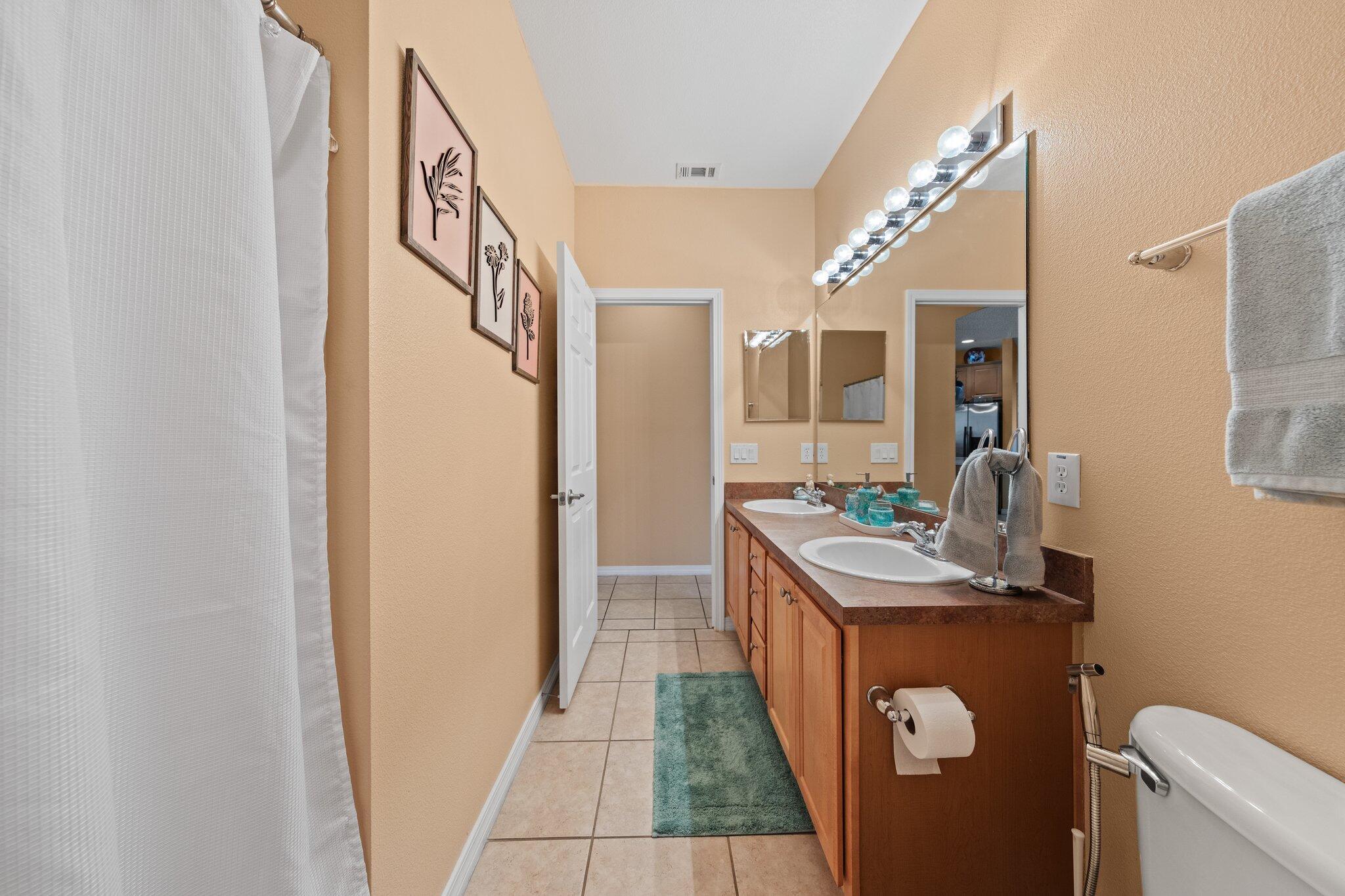 10108 Castleberry Boulevard