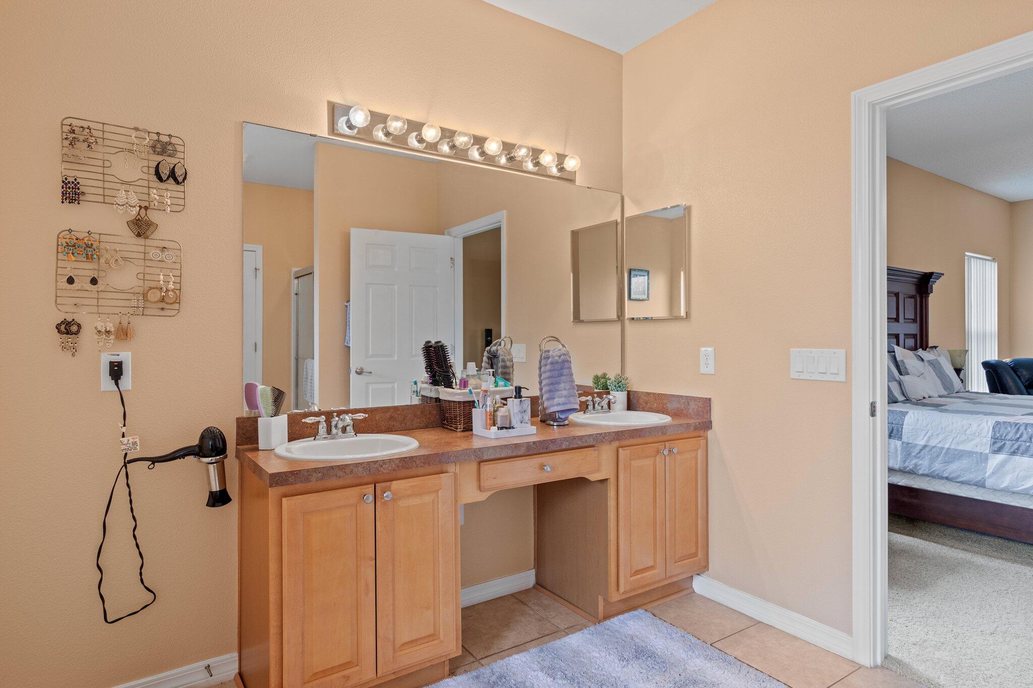 10108 Castleberry Boulevard