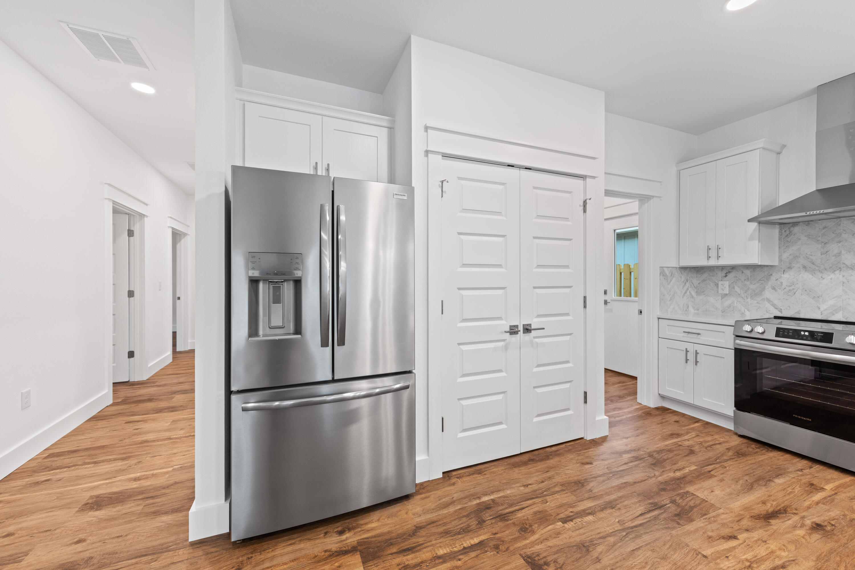 1239 E Point Washington Road