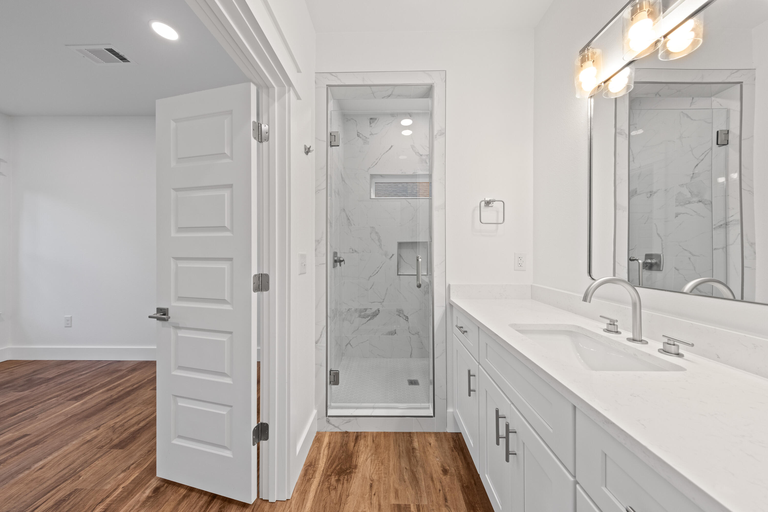 1239 E Point Washington Road