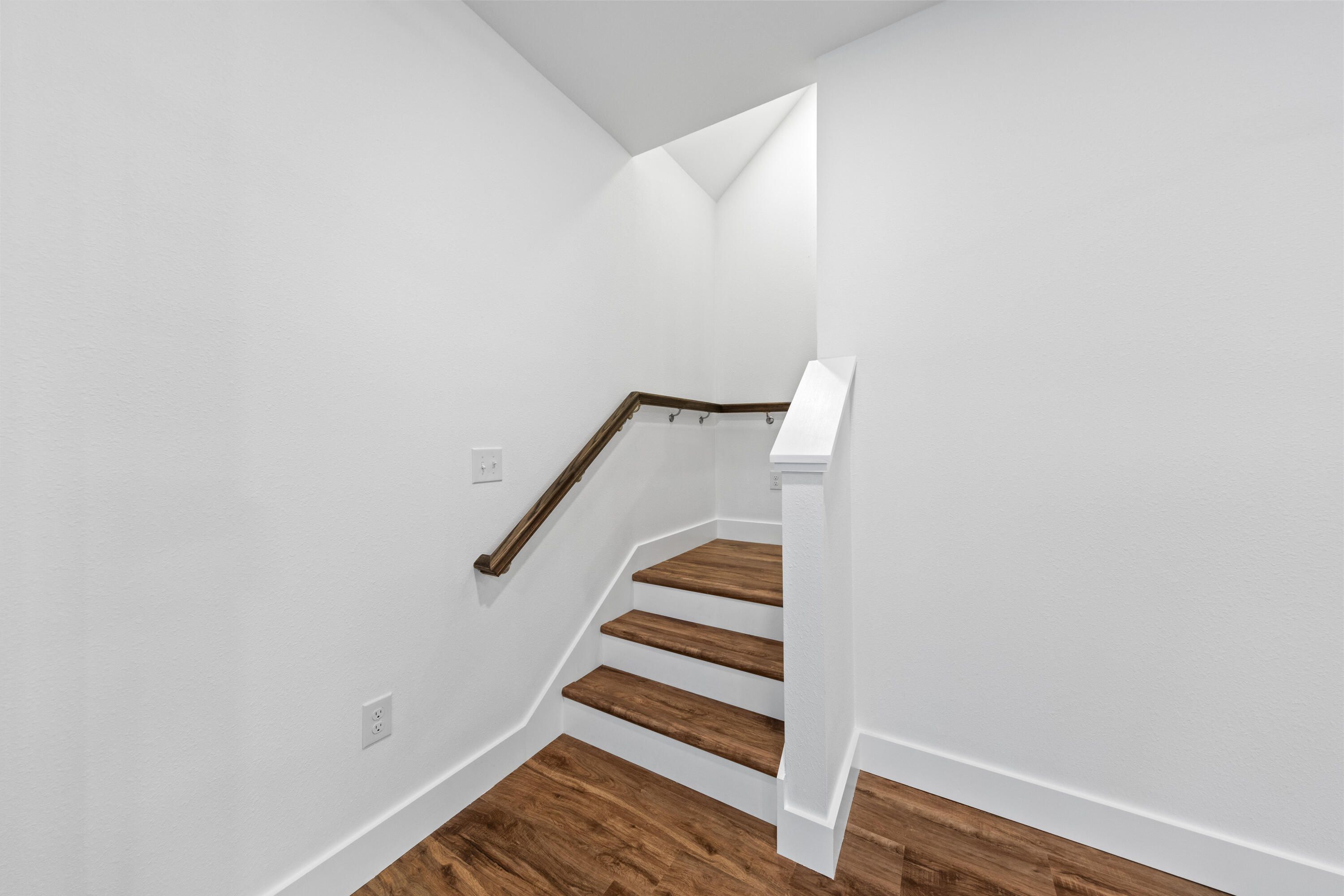 1239 E Point Washington Road