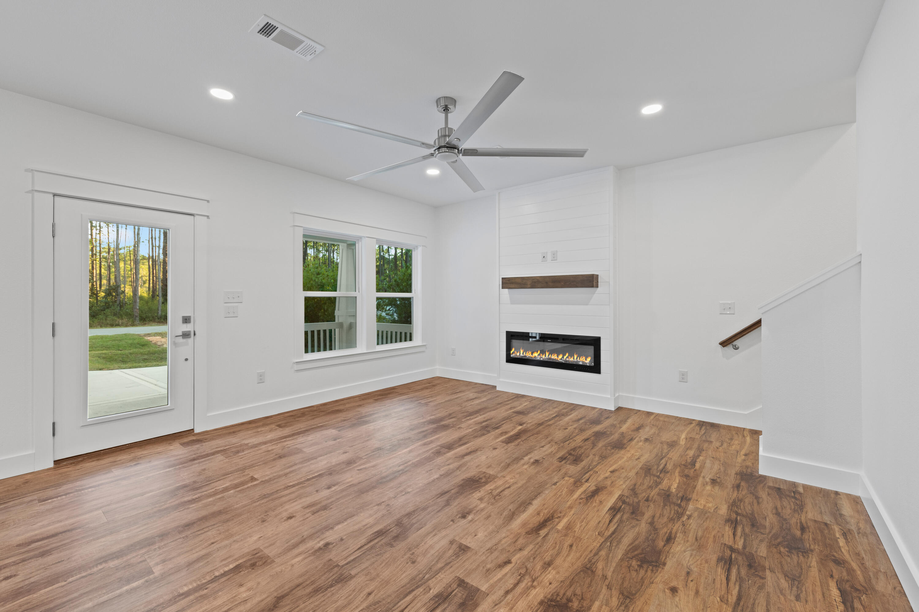 1239 E Point Washington Road