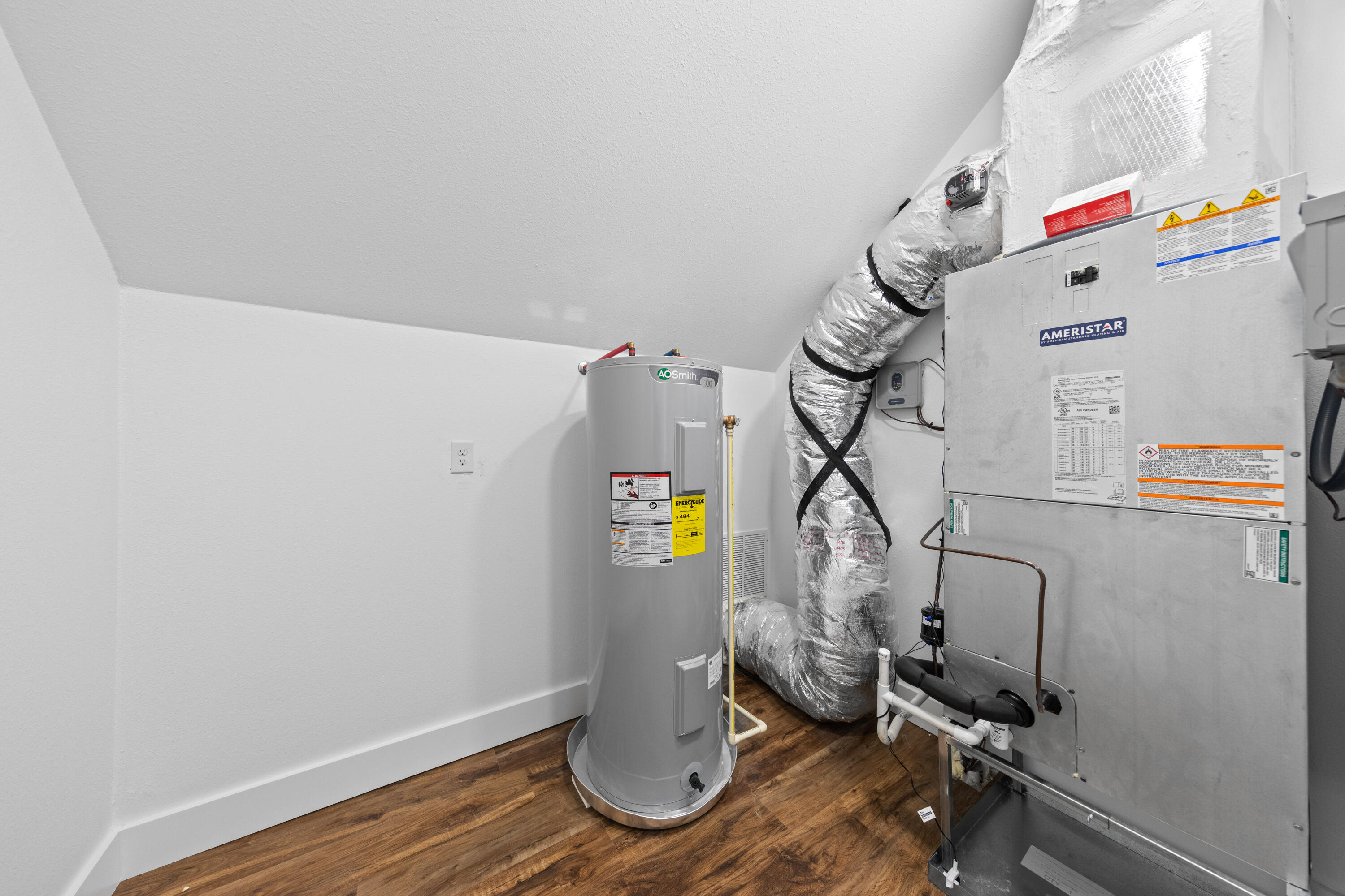 1239 E Point Washington Road